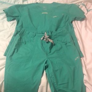 Iguana Women’s Scrubs